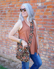 Load image into Gallery viewer, Sarasota Shelia CrossedUP Crossbody Bag - 1076B