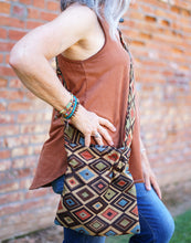 Load image into Gallery viewer, Sarasota Shelia CrossedUP Crossbody Bag - 1076B