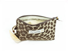 Load image into Gallery viewer, Sedona Sidney Wristlet - 1091W