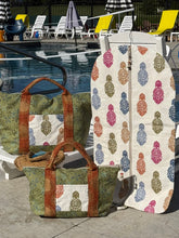 Load image into Gallery viewer, Shreveport Summer HandUPs Garment Bag