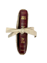 Load image into Gallery viewer, Petersburg Paisley CoveredUP Bible Holder