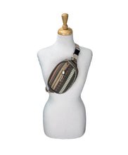 Load image into Gallery viewer, Starkville Sarah Frannie Pack