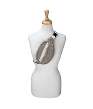 Load image into Gallery viewer, Lusaka Lorie Frannie Pack