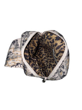 Load image into Gallery viewer, Nantucket Nan FreedUP Sling Bag