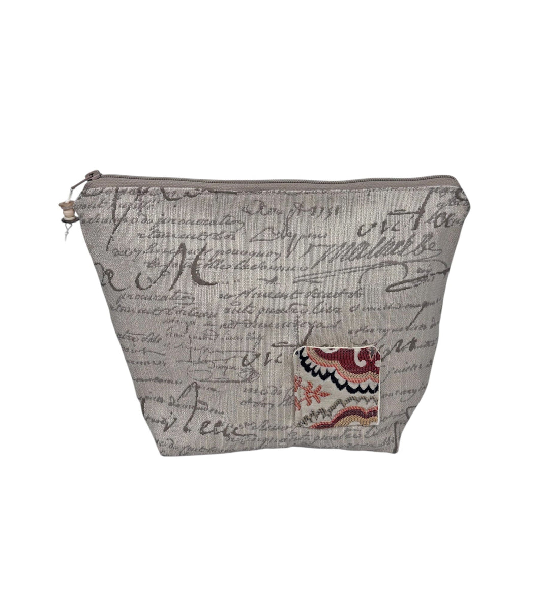 Scripted MakeUP Bag